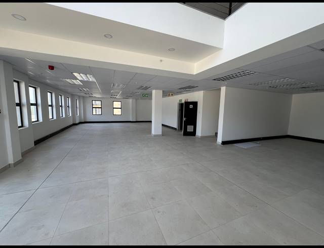 2,316M² WAREHOUSE TO LET IN MULDERSDRIFT